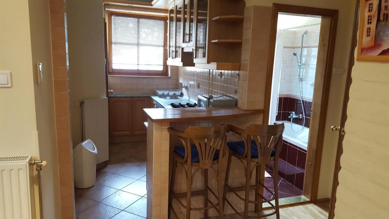 Bed and Breakfast Laetitia Panzió Kaposvár Exterior foto