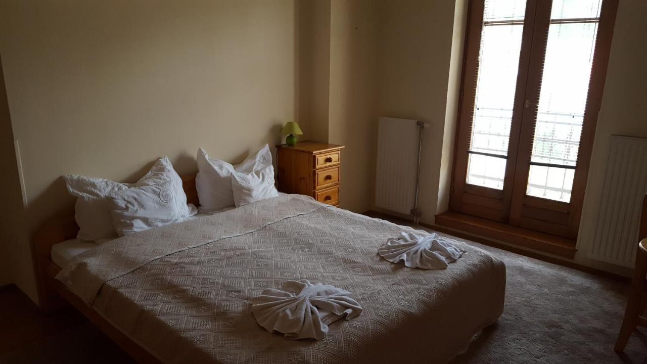 Bed and Breakfast Laetitia Panzió Kaposvár Exterior foto